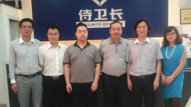 通過中擂公司的策劃，我們公司開發的一款北斗衛星安全導航防盜反劫產品找到了精準的定位，并成功簽約著名演員何家勁為品牌代言，對于提高品牌創新度很有幫助，這次與中擂合作很愉快。